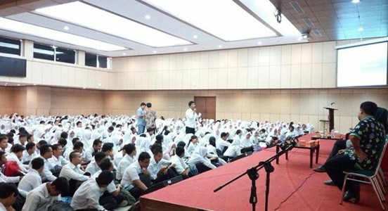 Kuliah Perdana FIS UNJ Kuliah Perdana FIS UNJ