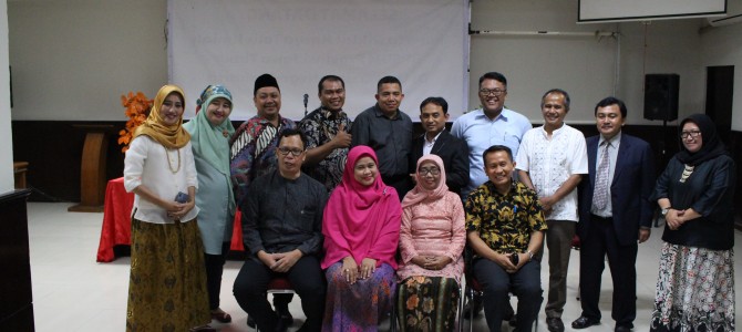 Sertijab Wakil Dekan dan Koordinator Prodi Sertijab Wakil Dekan dan Koordinator Prodi