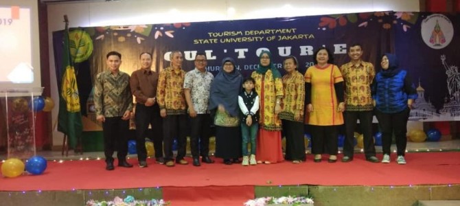 Kegiatan “Cul ‘tour’e: World Cultural Diversity” Kegiatan “Cul ‘tour’e: World Cultural Diversity”