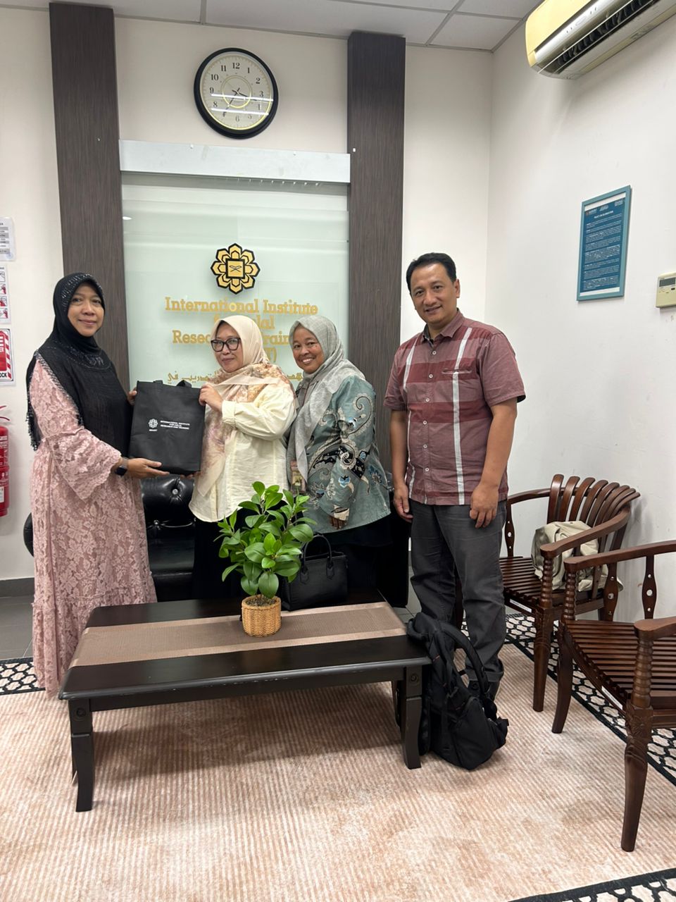 PAI UNJ Jalin Penjajakan Kerjasama dengan INHART IIUM: Langkah Strategis Menuju Kolaborasi Internasional