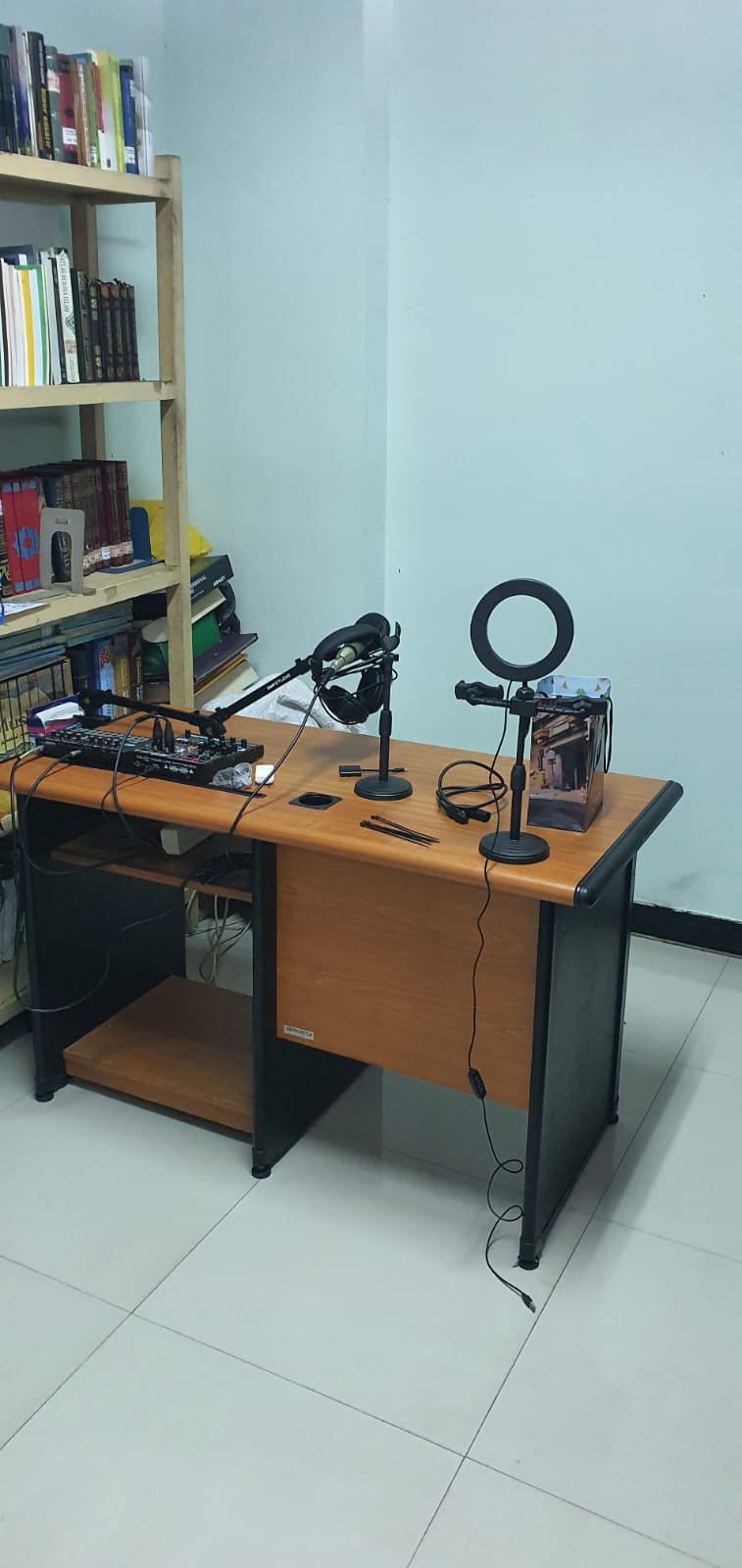 Alumni Bergerak. Mahasiswa Berkarya. Ilmu Menjangkau Lebih Luas.