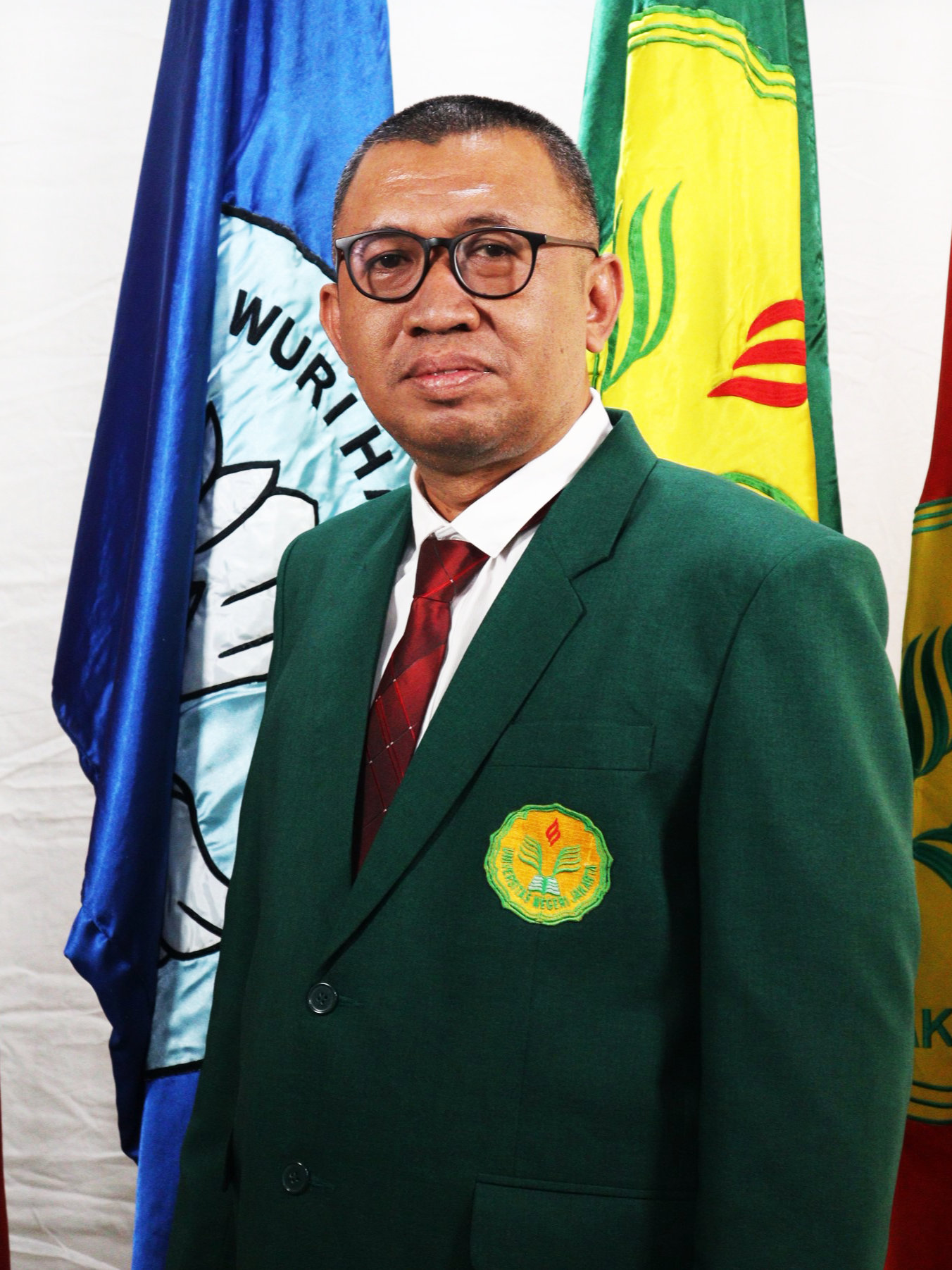 Dr. Abdul Haris F., M.Si