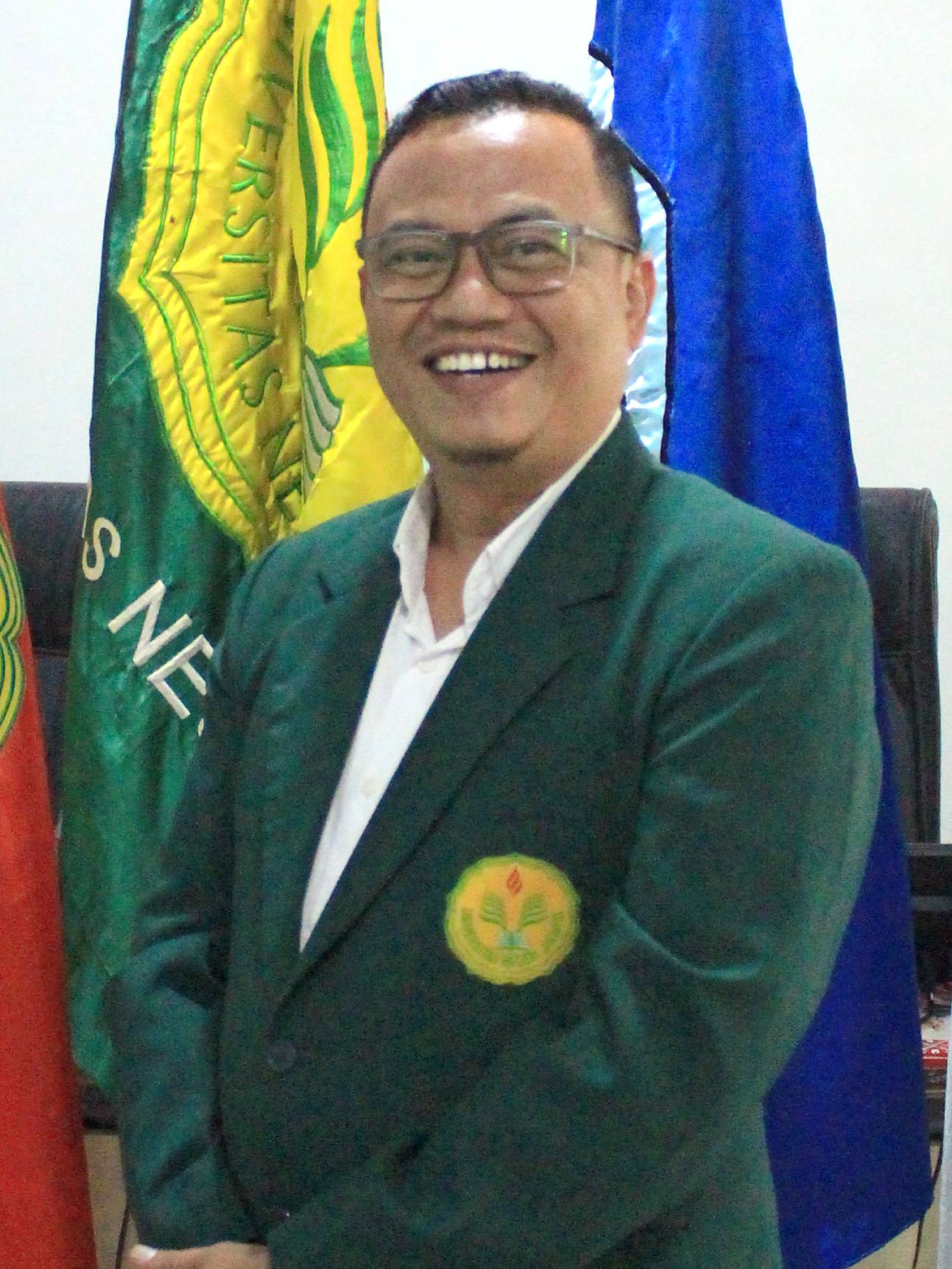 Rahmat Darmawan, S.Pd., M.M.Par