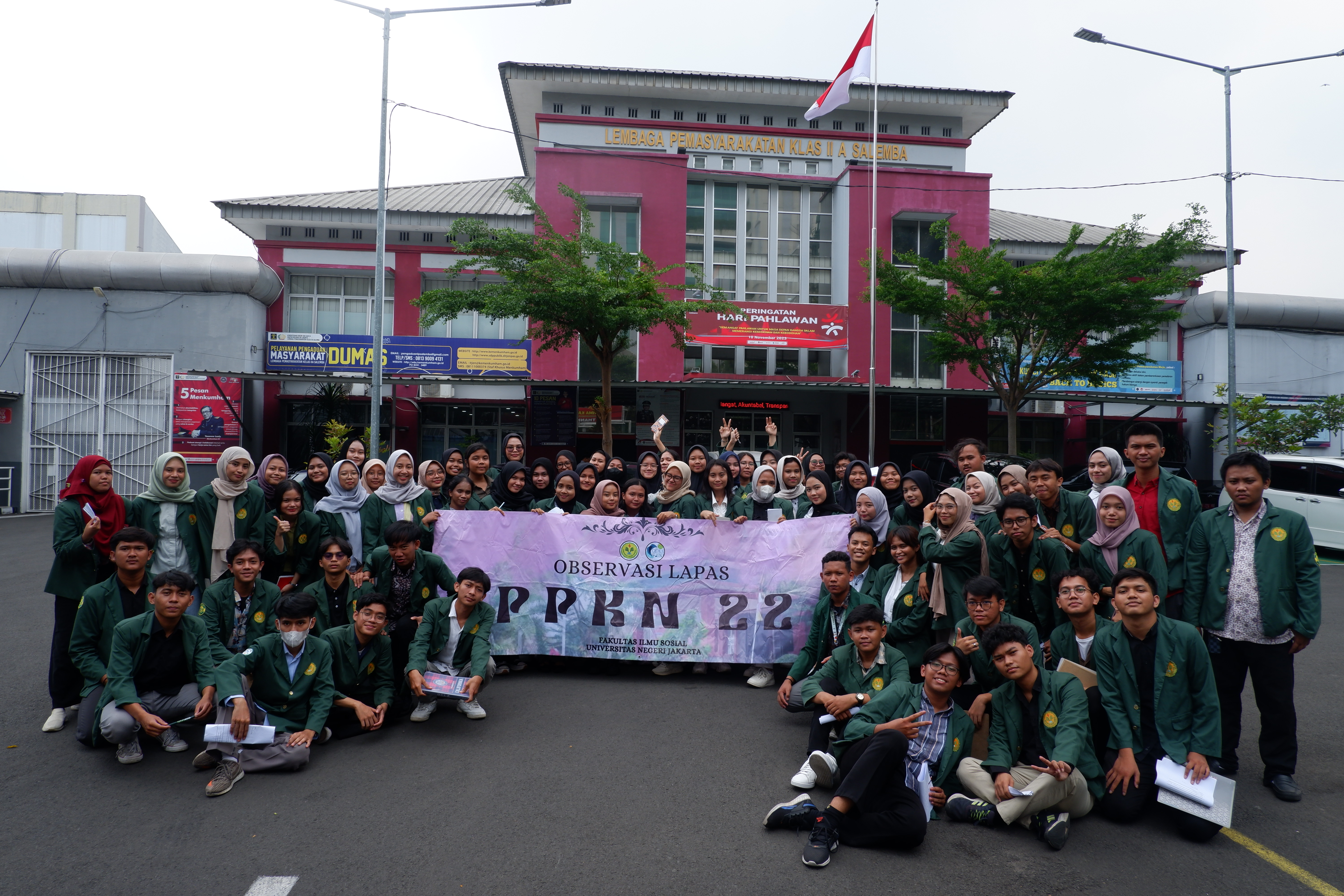 Mahasiswa PPKN FIS UNJ Lakukan Kunjungan Akademik ke Lapas Salemba dan Lapas Narkotika Bandung