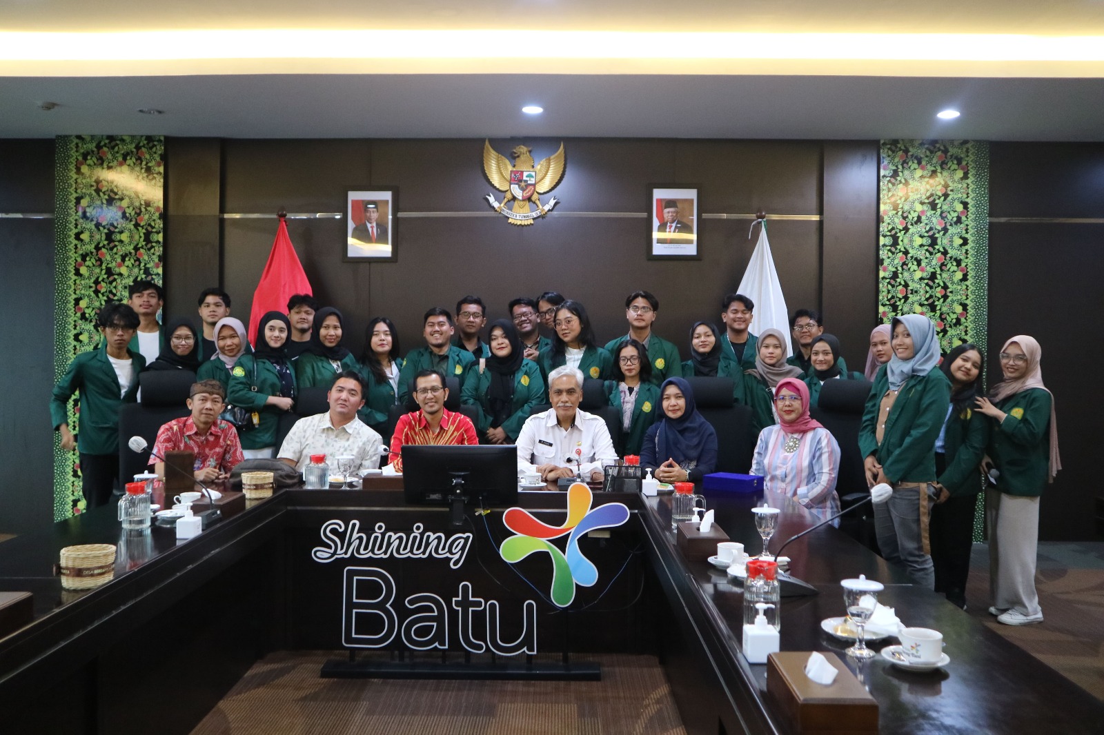 Mahasiswa PPKN FIS UNJ Kunjungi Pemerintah Kota Batu dalam Rangkaian Kuliah Kerja Lapangan